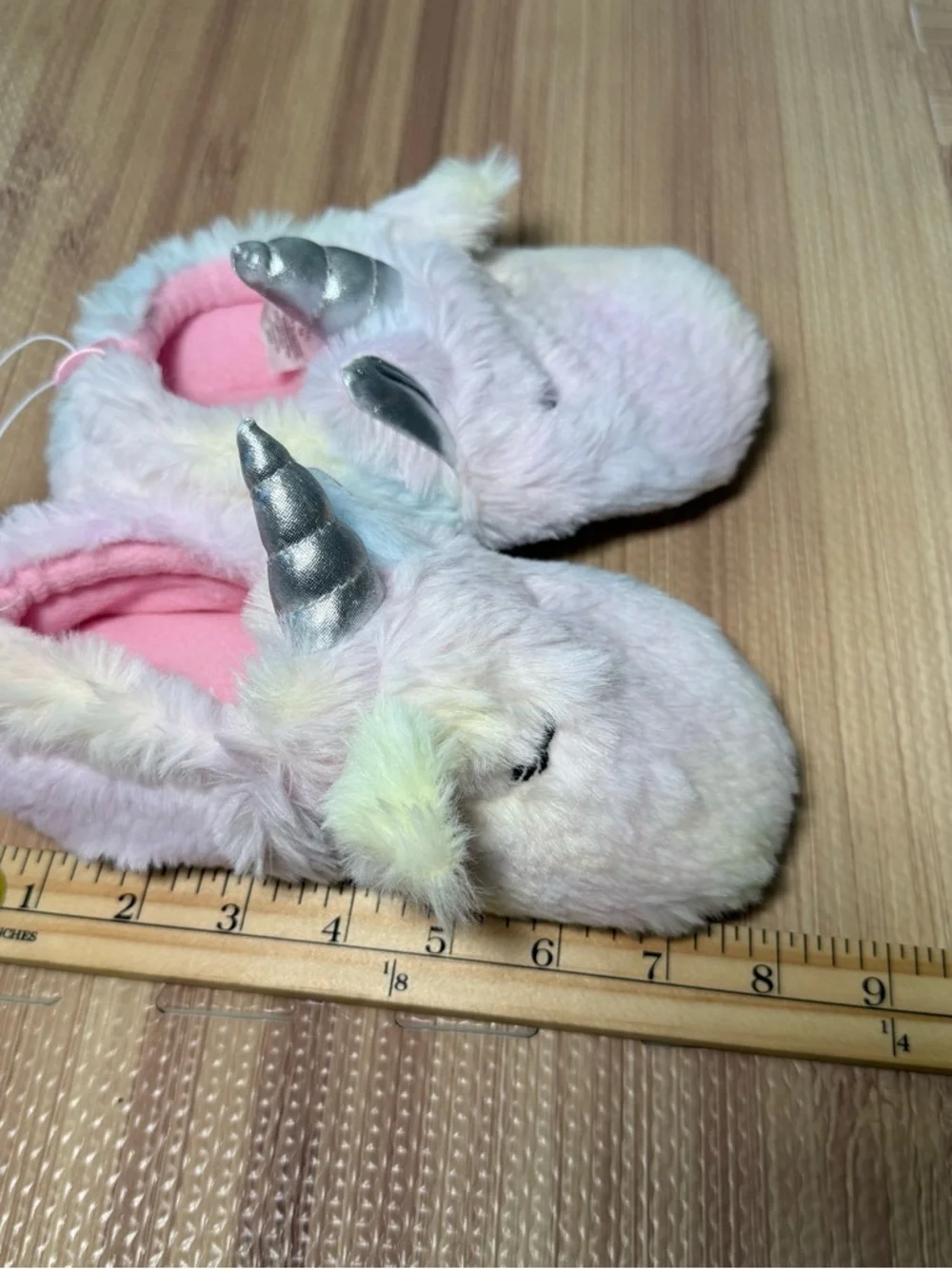 Old Navy Toddler Unicorn Slippers Fuzzy Plush Pink Size L (11)New